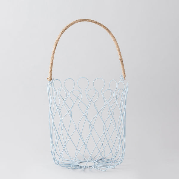 Stunning iron basket