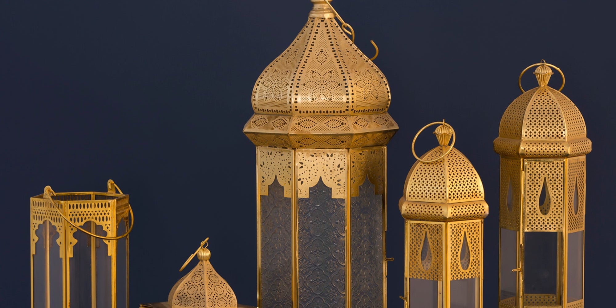 What are handicrafts and different types of handicrafts in India?