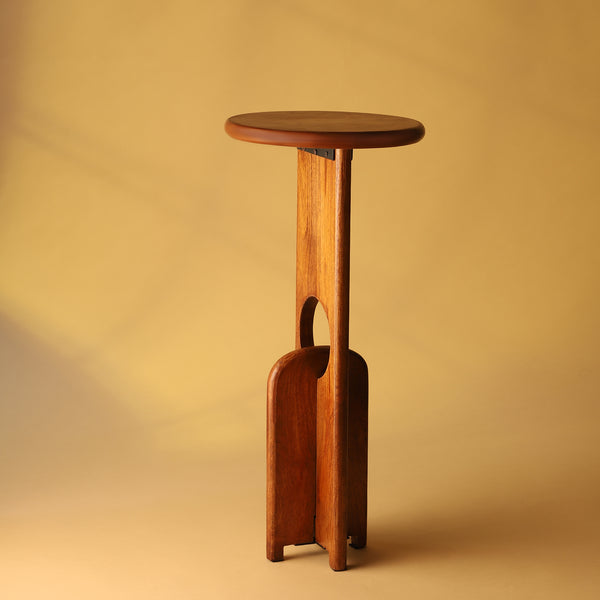 VINTAGE WOODEN SIDE TABLE