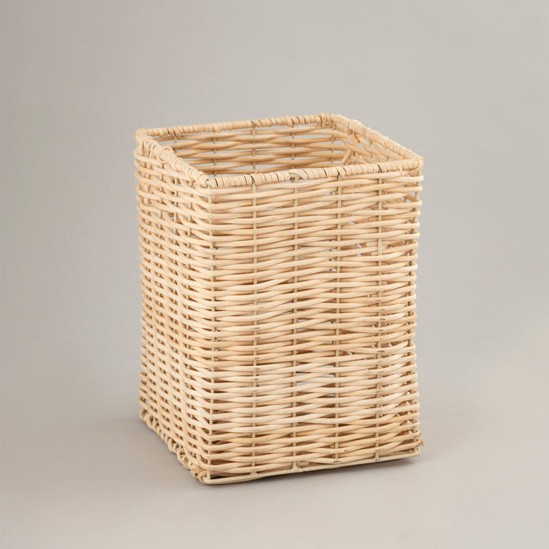 Ratan square basket